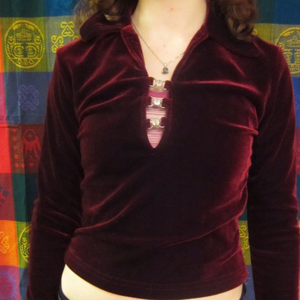 Blouse for Teen girl, size M. Made in the USA